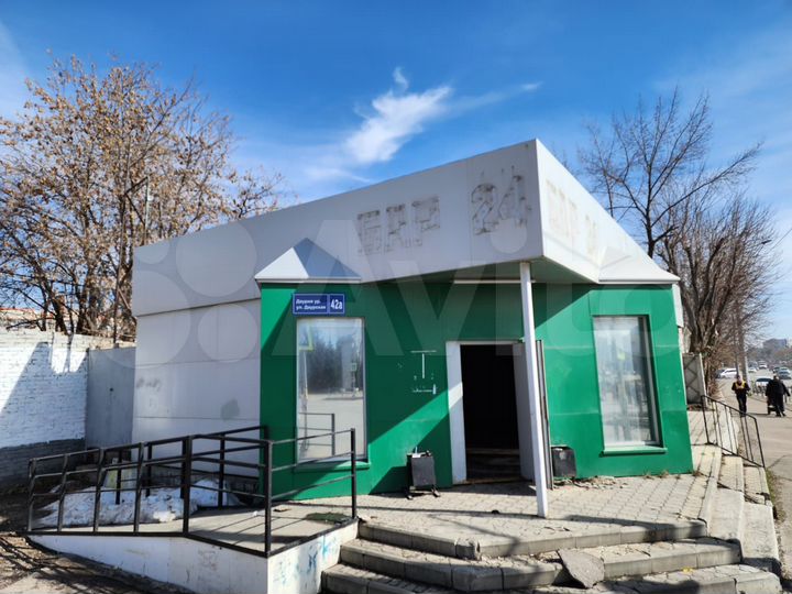 Отдельно стоящее здание