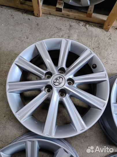 R 17 Toyota Оригиналы