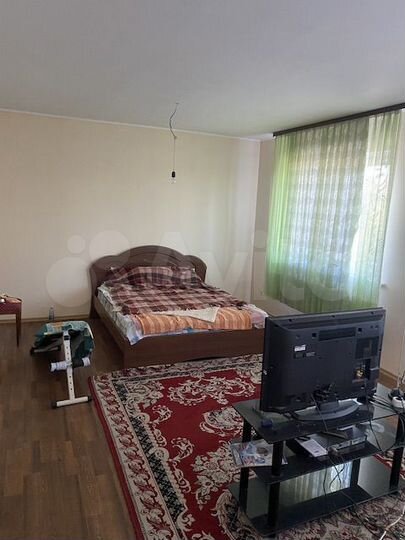 Дом 200 м² на участке 10 сот.