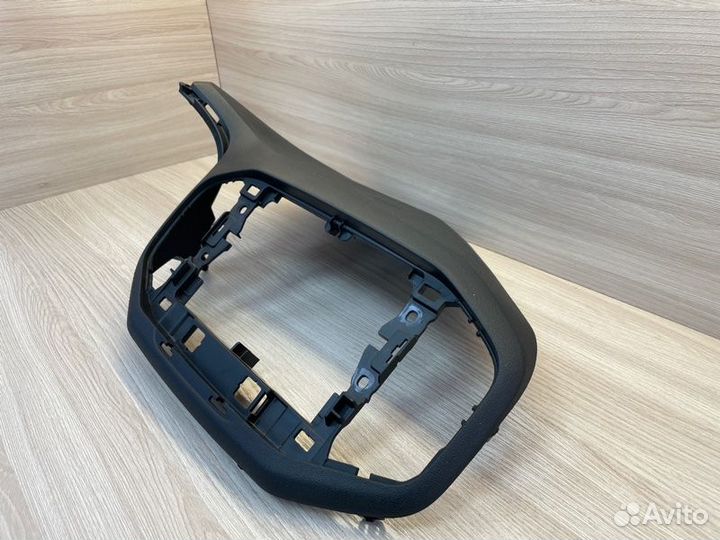 Накладка торпедо LADA X-Ray