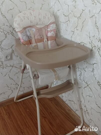 Стул для кормления