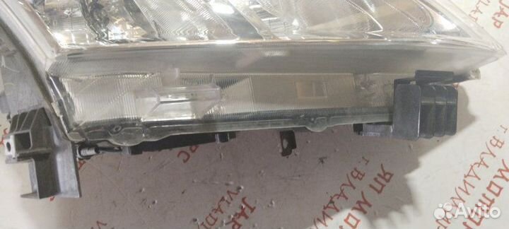 Фара галогеновая передняя правая Nissan Teana