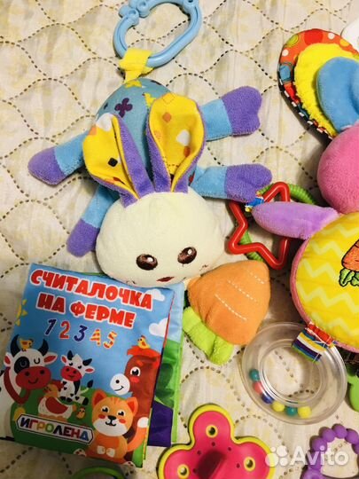 Игрушки-подвески,погремушки,прорезыватели