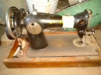 Швейная машинка старинная (не рабочая)