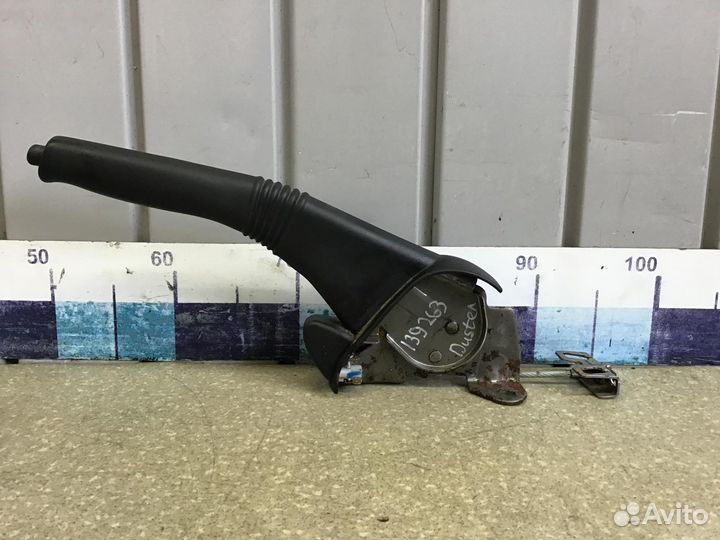 Рычаг стояночного тормоза Renault Duster I 2012-20