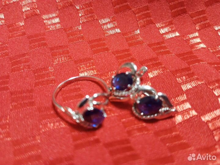 Серебряные серьги с кольцом