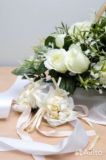 Украшение на автомобиль