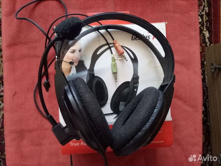 Наушники для компьютера и телефона,проводные и без