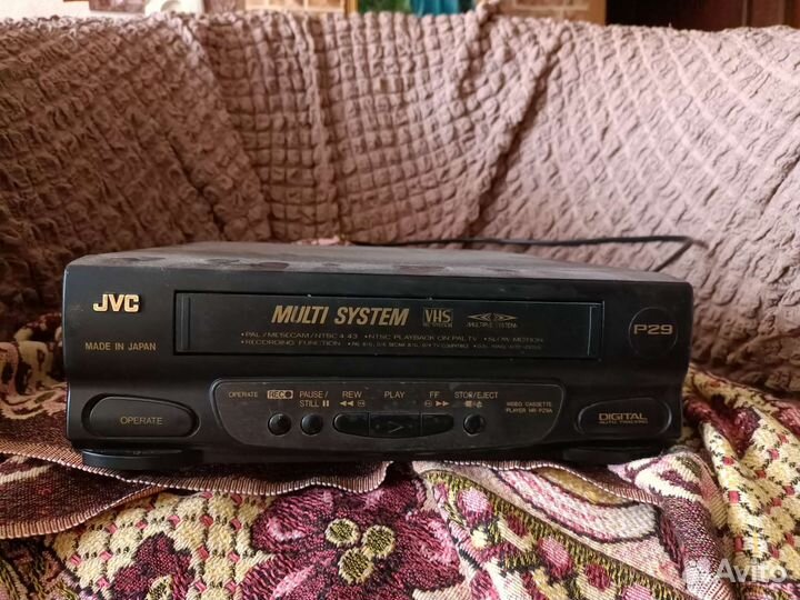 Видеомагнитофон jvc