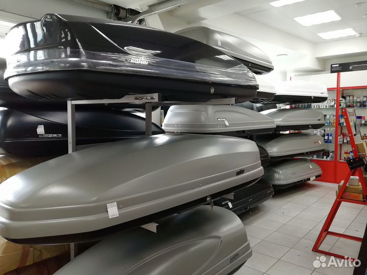 Бокс на крышу автомобиля