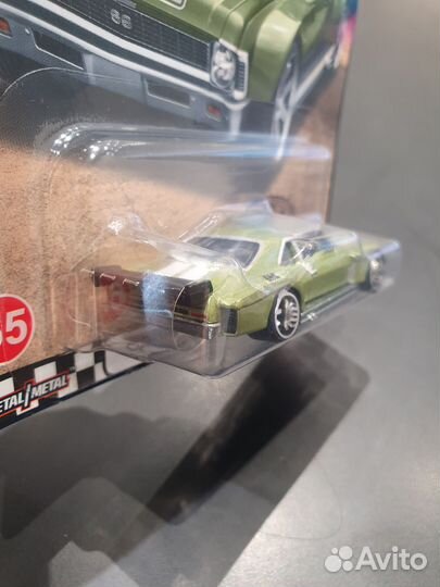 Hot Wheels Premium Custom '70 Chevy Nova