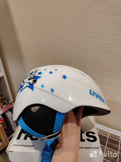 Детский горнолыжный шлем Uvex