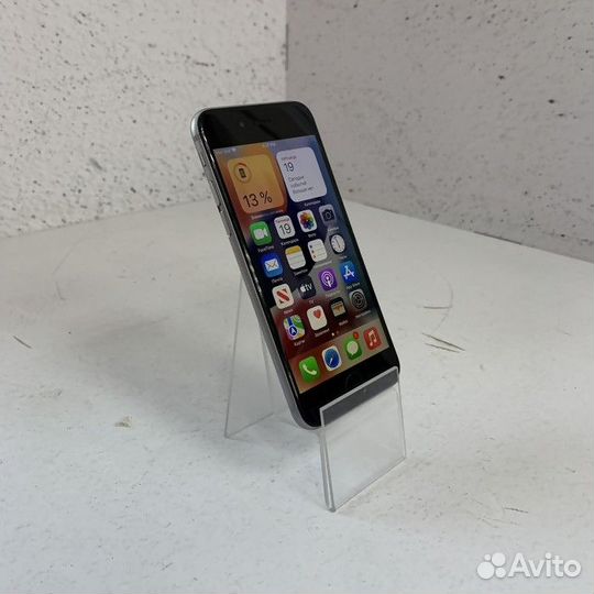 iPhone 6S, 32 ГБ
