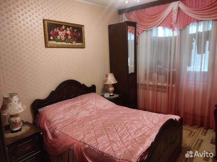 Шторы с ламбрекеном и покрывало