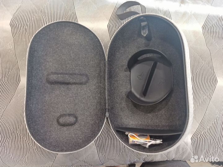 VR Oculus Quest 2 128Gb + аксессуары