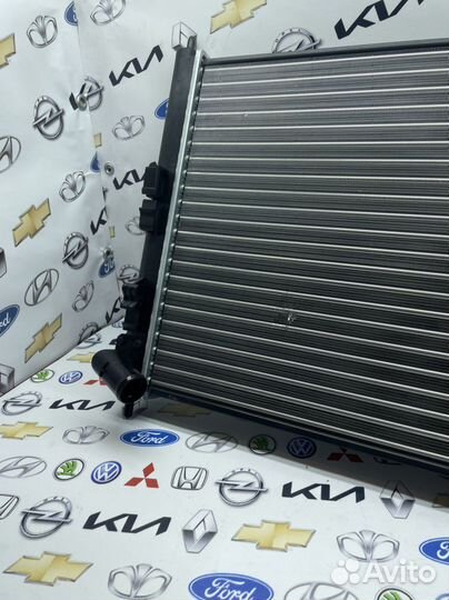 Радиатор охлаждения Mitsubishi Lancer X 1,5 AT
