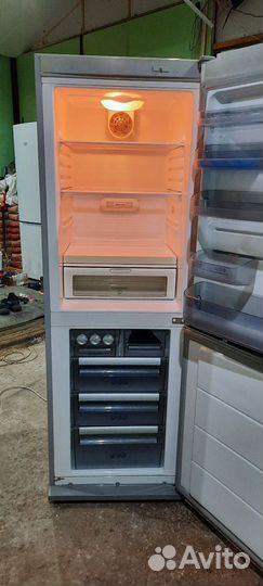 Холодильник lg