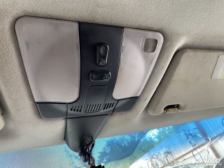 Плафон салона Mercedes-Benz W210