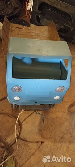 Грузовик маз СССР машина игрушка железная