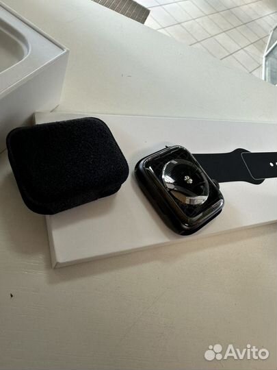 Apple Watch 5 44mm Комплект