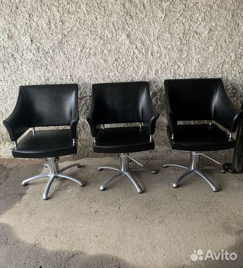 Парикмахерские кресла Pietranera