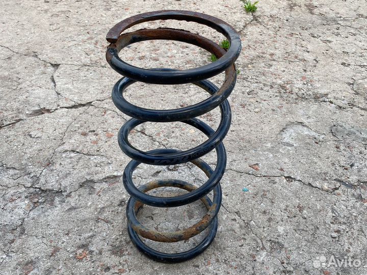 Задняя пружина Kyb RD5963