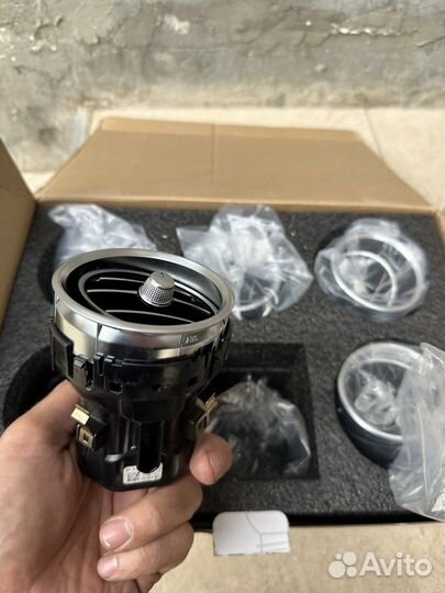 Дефлектор воздуховода на w205