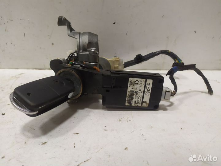 Замок зажигания Mitsubishi Outlander