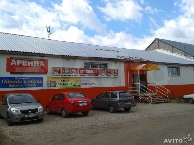 Торговое помещение, 520 м²