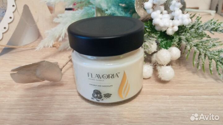 Ароматическая свеча Flavoria