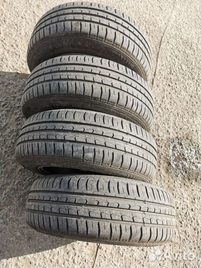 Dunlop SP StreetResponse 195/65 R15
