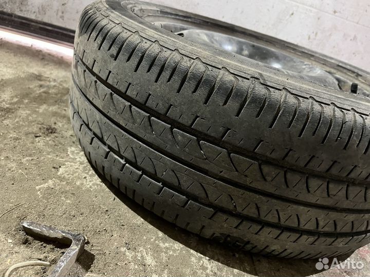 Bridgestone B250 195/55 R15