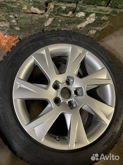 Michelin X-Ice North 4 225/50 R17 98T