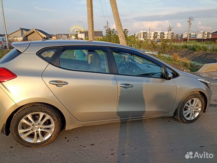 Kia Ceed 1.6 AT, 2013, 281 000 км