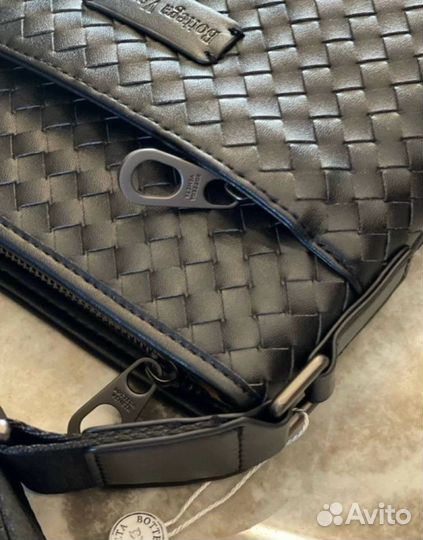 Bottega veneta кожаная мужская сумка на плечо