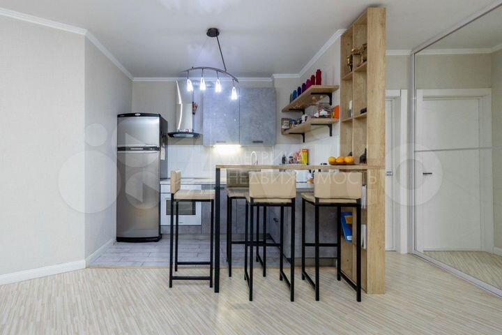 2-к. квартира, 61 м², 1/9 эт.