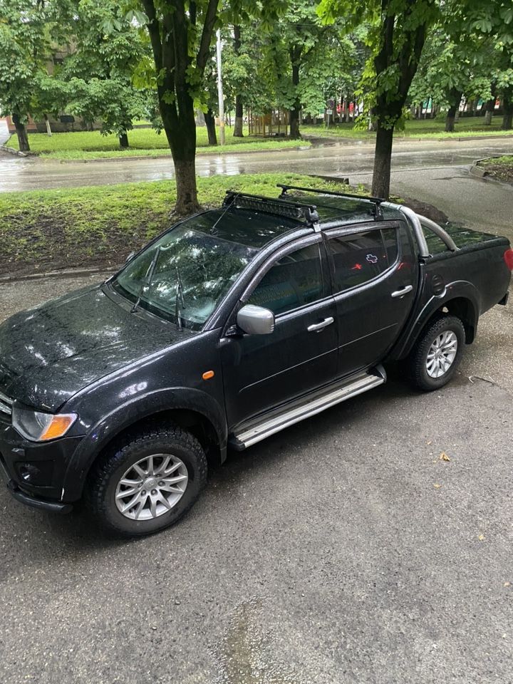 Mitsubishi L200: фото владельца