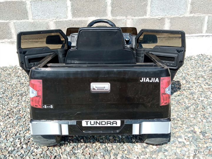 Электромобиль Toyota Tundra