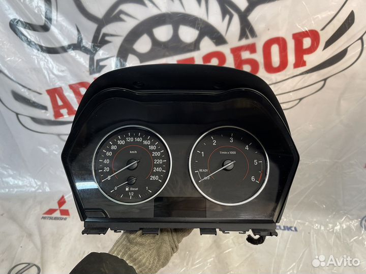 Приборка бмв Ф20 116d