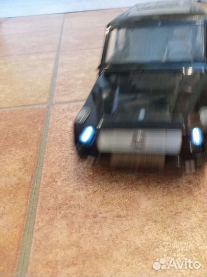 Радио управляемая машина 31/11с фарами