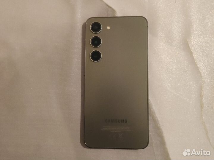 Samsung Galaxy S23, 8/128 ГБ