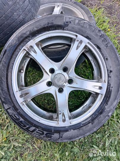 Kumho Sense KR26 215/55 R17