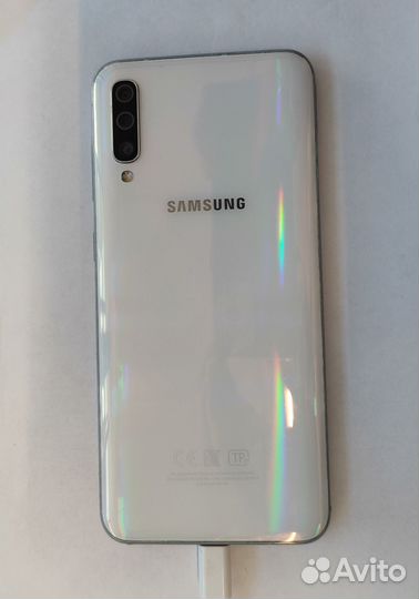 Samsung Galaxy A50, 6/128 ГБ