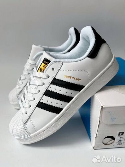 Adidas superstar