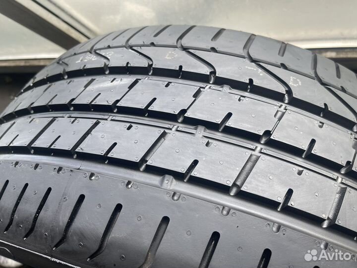 Pirelli P Zero PZ4 265/40 R20 104Y