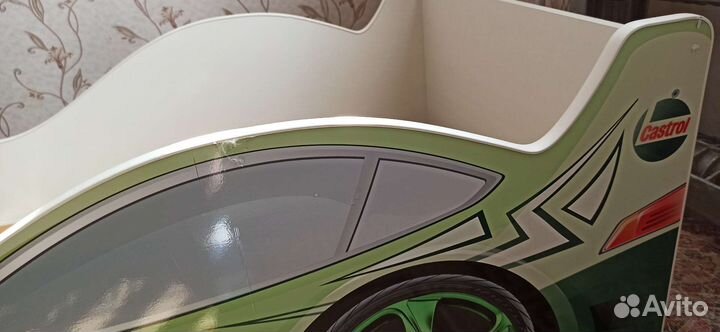 Детская кровать машина бу с матрасом