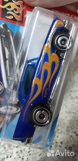 Модель Hot Wheels '57 Chevy. HW Flames. -2019