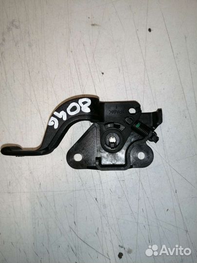 Ручка открывания багажника Nissan Almera G15