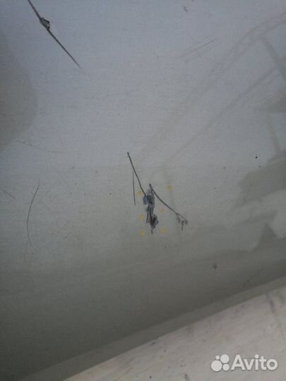 Крышка багажника Toyota Platz NCP12