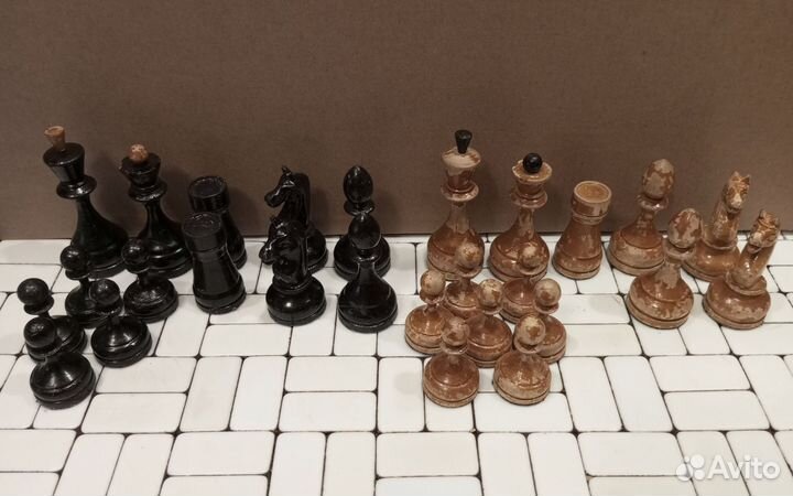 Шахматные фигуры деревянные